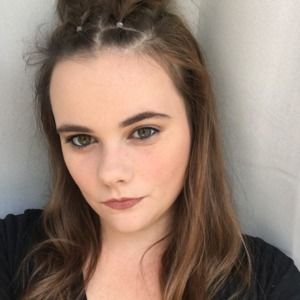 Meet your Posher, Felicia